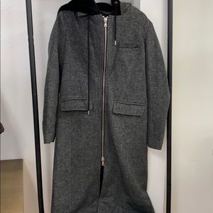 Gray avec les filles coat